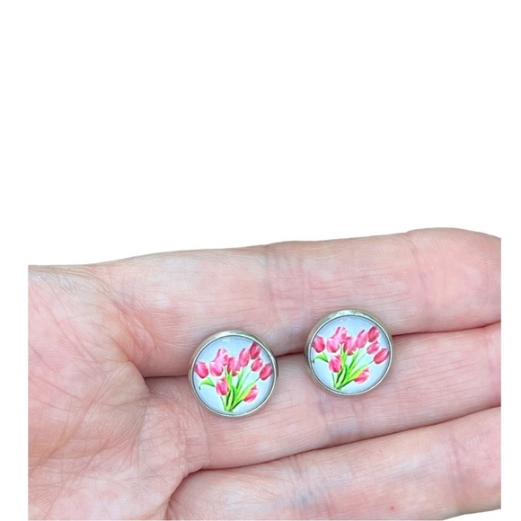 Red Tulip Earrings Inspired earrings Stud Cute Red Bouquet Flower Earrings Round - Picture 4 of 12
